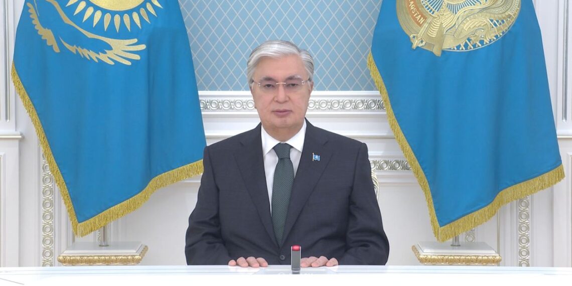 Токаев обратился к народу Казахстана в связи с тяжелой паводковой ситуацией
