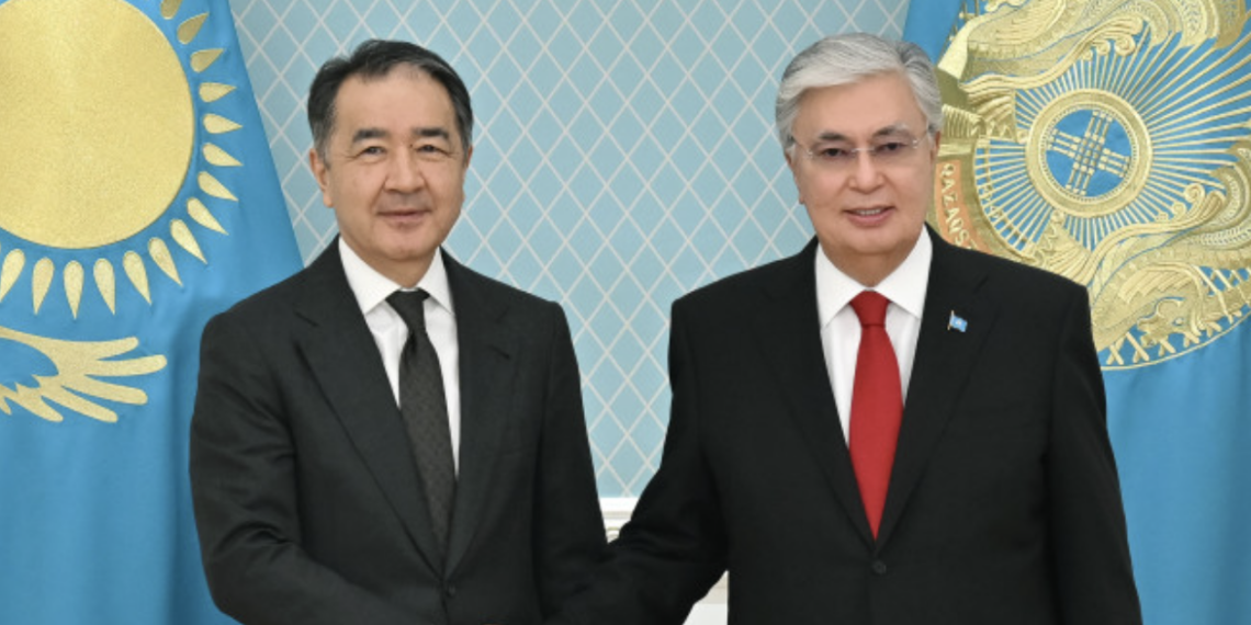 Глава государства принял председателя коллегии ЕЭК