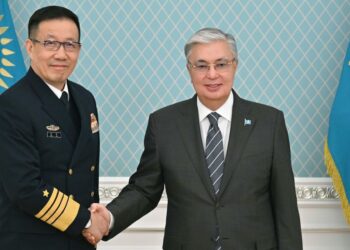 Касым-Жомарт Токаев принял министра обороны КНР