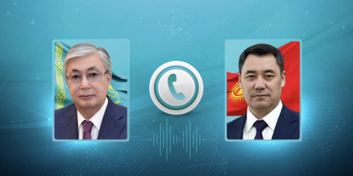 Глава государства провел телефонный разговор с Президентом Кыргызстана