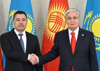 Президенты Казахстана и Кыргызстана провели переговоры в узком составе