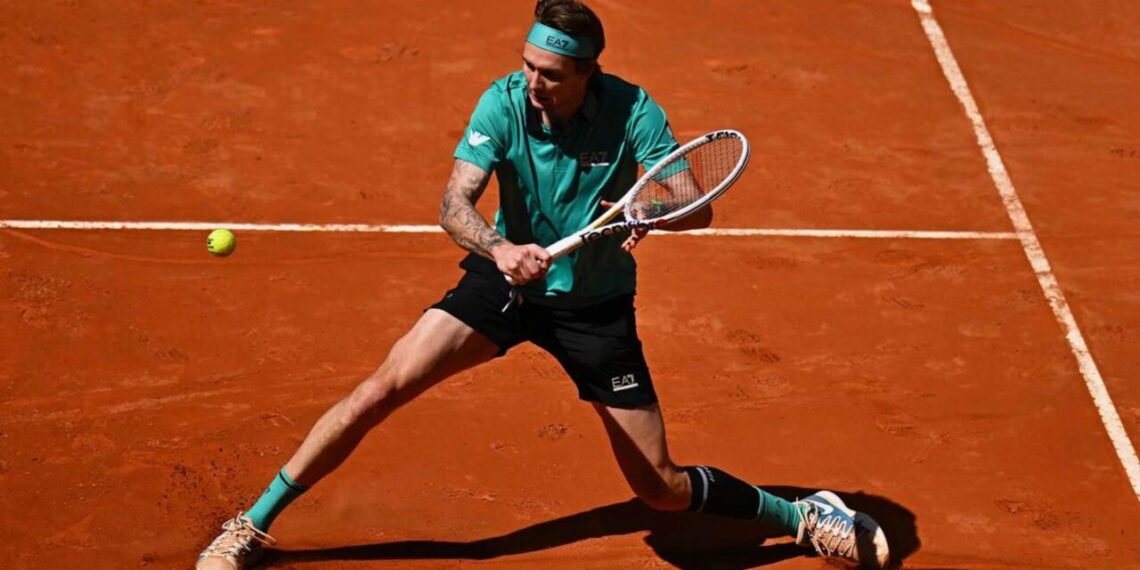 Теннисист Александр Бублик завершил свое выступление на турнире в Мадриде