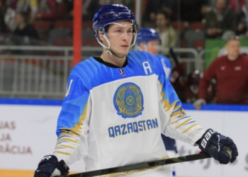 Команда Казахстана по хоккею успешно стартовала на чемпионате мира в Чехии