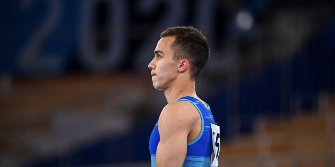 Казахстанский гимнаст завоевал историческое «серебро» на чемпионате Азии