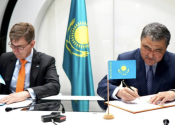 Казахстан и Нидерланды подписали меморандумы о противодействии паводкам и подготовке специалистов водной отрасли