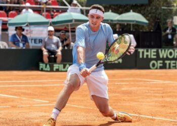 Казахстанский теннисист вышел в полуфинал «Челленджера» в Германии