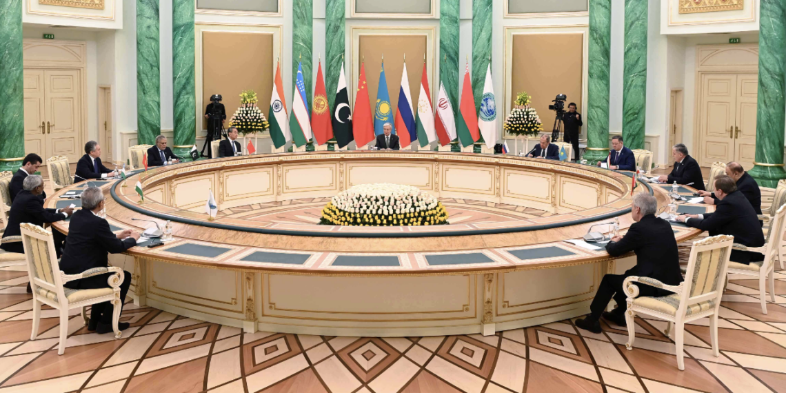 Токаев встретился с министрами иностранных дел государств-членов ШОС