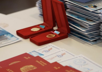 До 2027 года в Казахстане завершится оцифровка аттестатов о среднем образовании