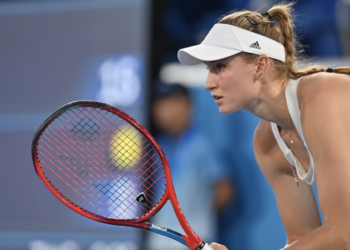 Теннисистка Елена Рыбакина вышла в четвертьфинал «Ролан Гаррос»