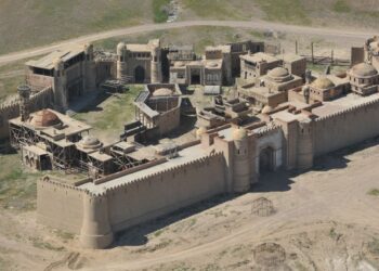 Бывший вице-президент «Казахфильма» осужден за хищение бутафорской крепости «город Туркестан»