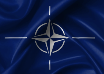 Североатлантический альянс рассматривает приведение ядерного оружия в состояние боеготовности