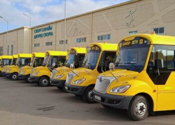 Во все регионы страны поступили новые школьные автобусы