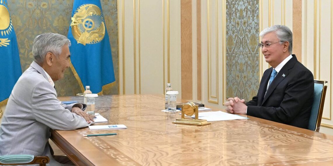 Токаев принял заместителя председателя Центрального совета РОО «Организация ветеранов»