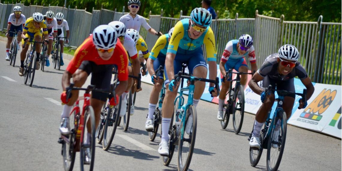 Казахстан стал первым в медальном зачете чемпионата Азии по велоспорту на шоссе