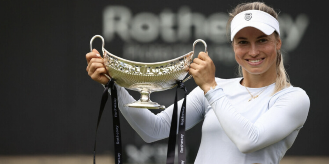 Теннисистка Юлия Путинцева стала победителем турнира в Великобритании