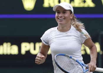 Теннисистка Юлия Путинцева вышла в финал турнира в Великобритании