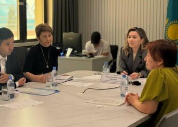 Вице-министр просвещения Арай Уразова провела прием граждан