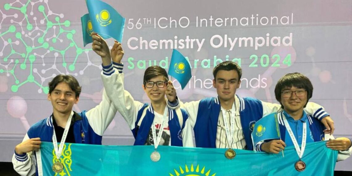 Казахстанские школьники завоевали 4 медали на Международной олимпиаде IChO – 2024
