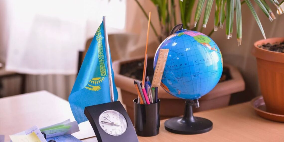 До 2025 года 1000 школ малых городов и сел Казахстана пройдут модернизацию