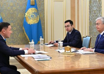 Касым-Жомарт Токаев провел встречу с министром туризма и спорта