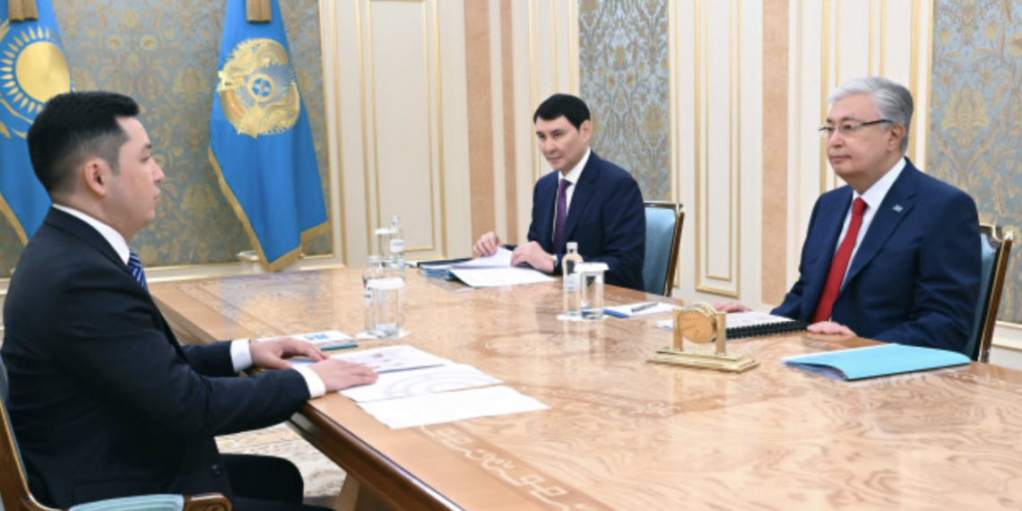 Касым-Жомарт Токаев принял управляющего Международным финансовым центром «Астана»