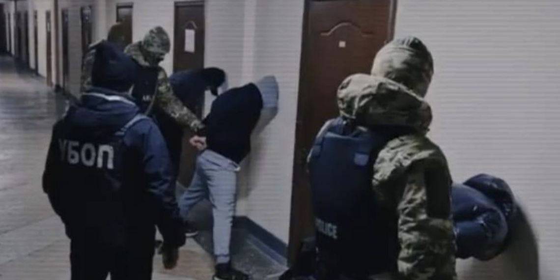 УБОП пресекло деятельность группировок, занимавшихся вымогательством