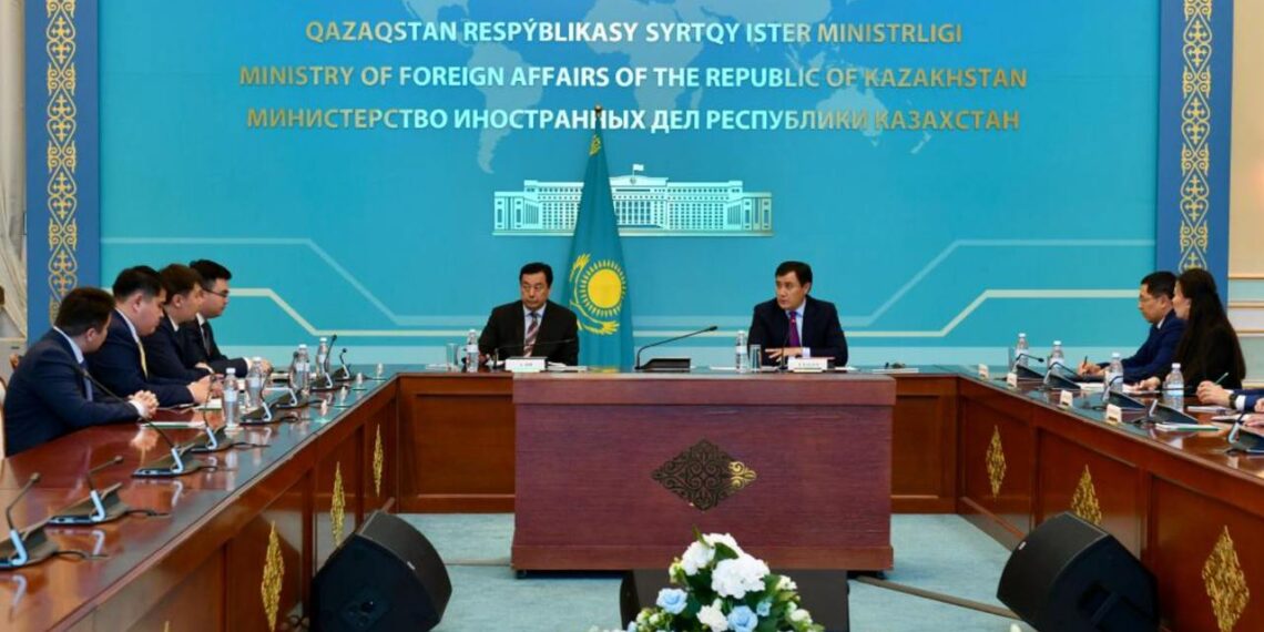 В МИД Казахстана обсудили вопросы продвижения молодежных проектов