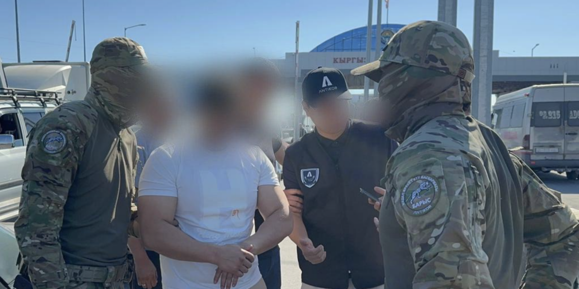 Антикор задержал гражданина, находившегося в розыске с 2023 года