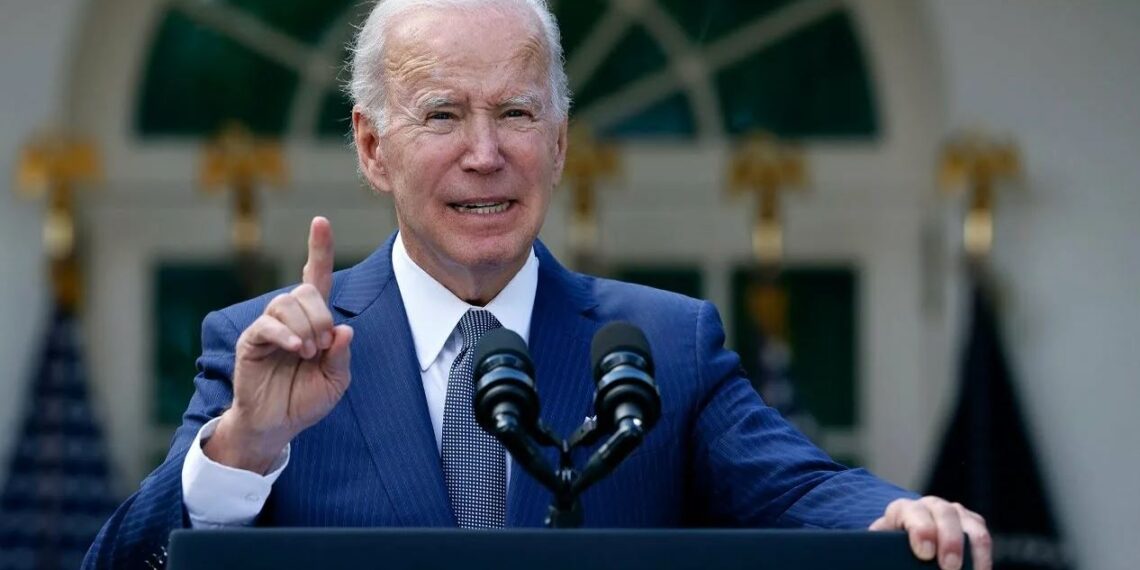 Джо Байден заявил о намерении продолжить свою избирательную компанию