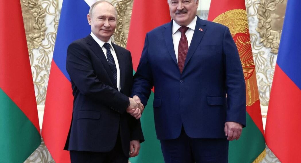 Путин поздравил Лукашенко с 30-ти летием на должности президента РБ