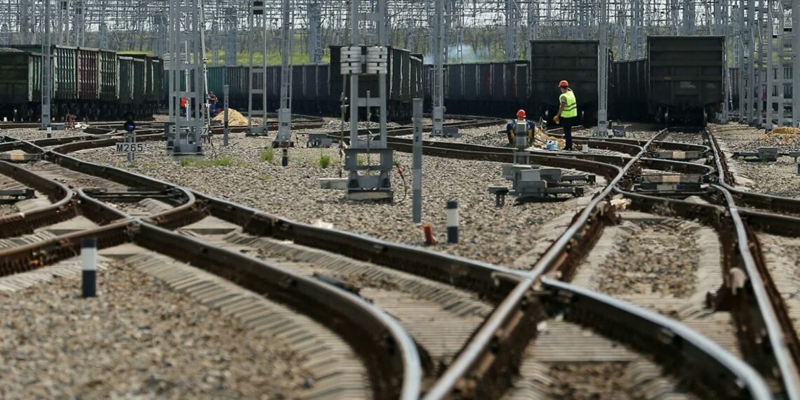 Нацоператор железных дорог РК планирует к 2030 году модернизировать 180 ж/д станций