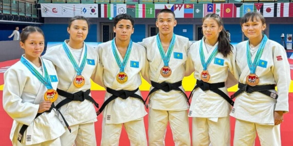 Дзюдоисты из Казахстана завоевали 6 медалей в первый день Чемпионата Азии