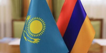 Главы МИД Казахстана и Армении обсудили сотрудничество в многосторонних структурах