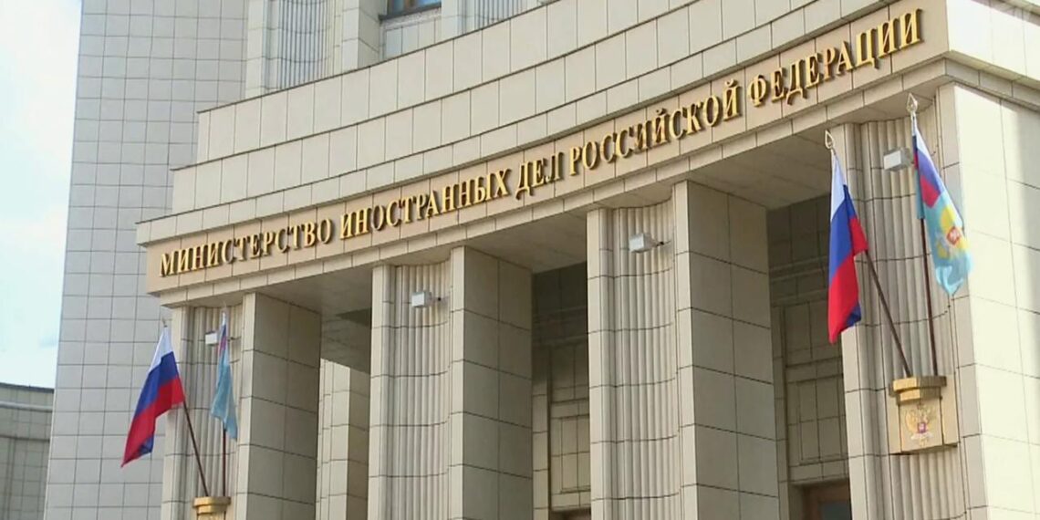 МИД России: киевский режим при поддержке Запада открыто использует террористические методы