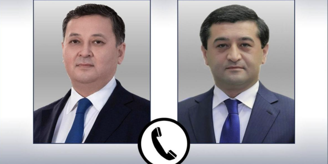 Главы МИД Казахстана и Узбекистана провели телефонный разговор