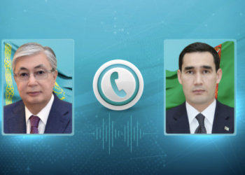 Касым-Жомарт Токаев провел телефонный разговор с Президентом Туркменистана