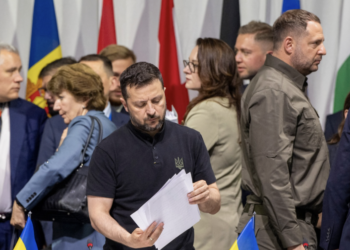 Владимир Зеленский признал, что на втором саммите по Украине необходимо присутствие России