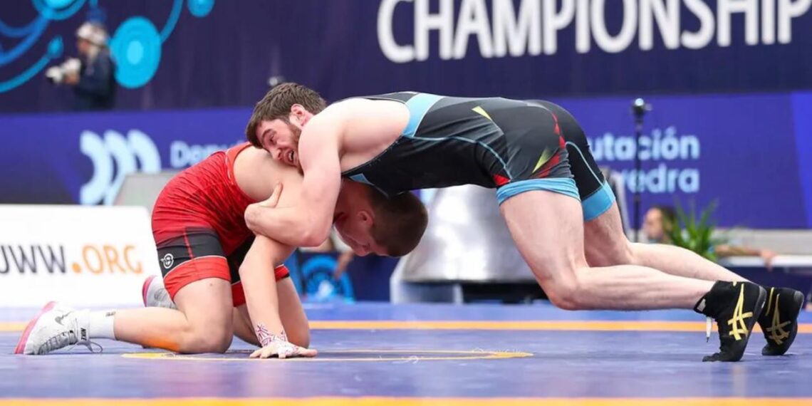Борец вольного стиля Камил Куруглиев завоевал «бронзу» чемпионата мира U20 в Испании