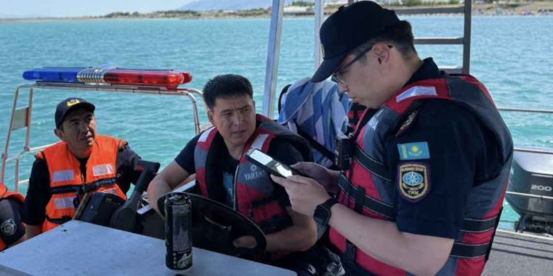 В области Жетісу за период купального сезона спасено 33 человека