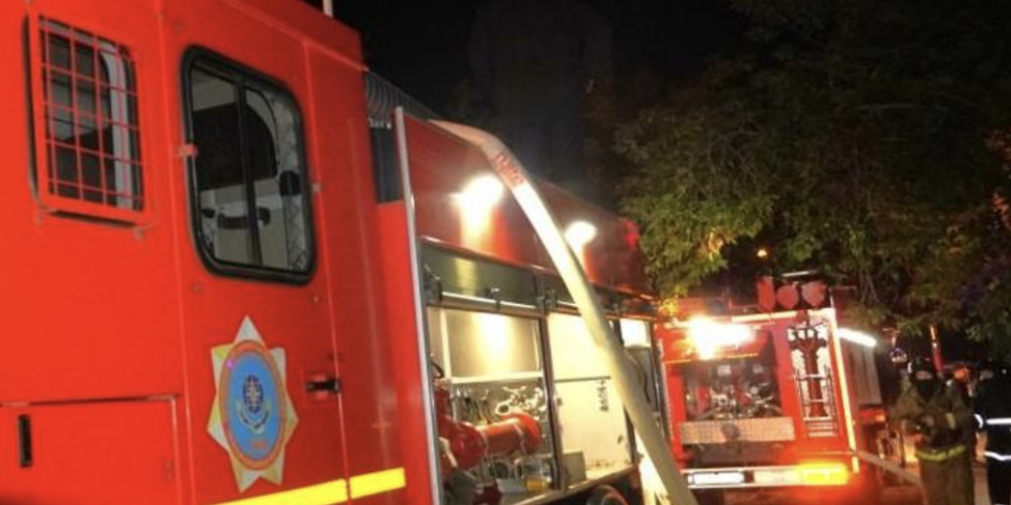 Свыше 90 человек спасли и эвакуировали спасатели МЧС при пожаре в СКО