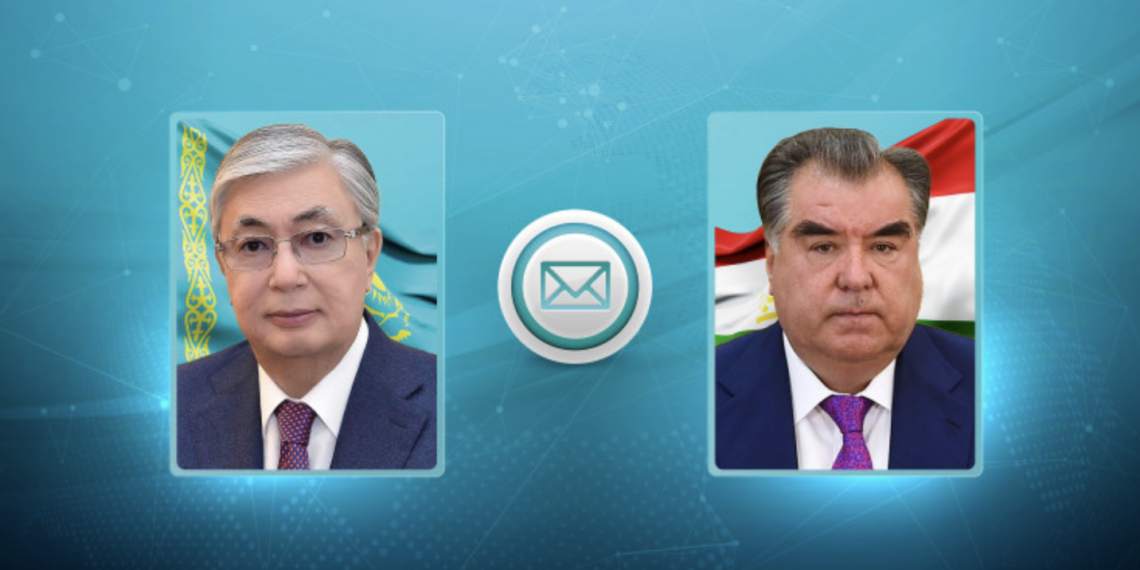 Токаев поздравил Эмомали Рахмона с Днем независимости Таджикистана