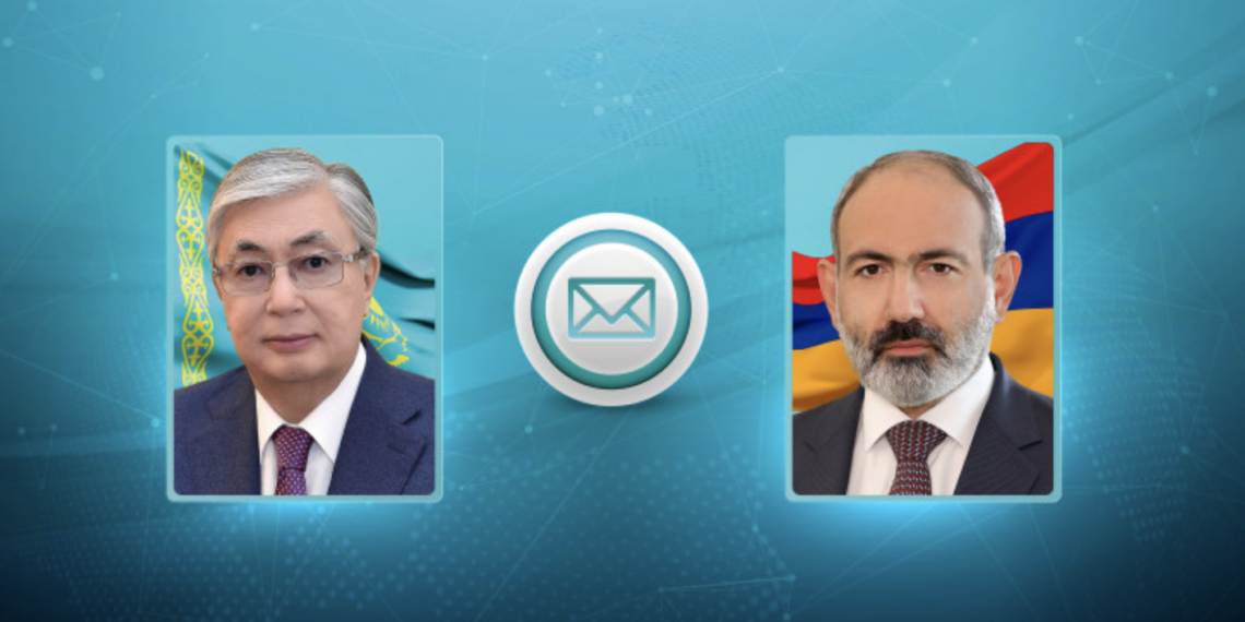 Токаев направил поздравительную телеграмму премьер-министру Армении