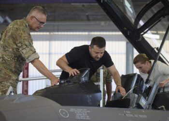 WSJ: Украина потеряла двух летчиков, лоббировавших поставки самолетов F-16