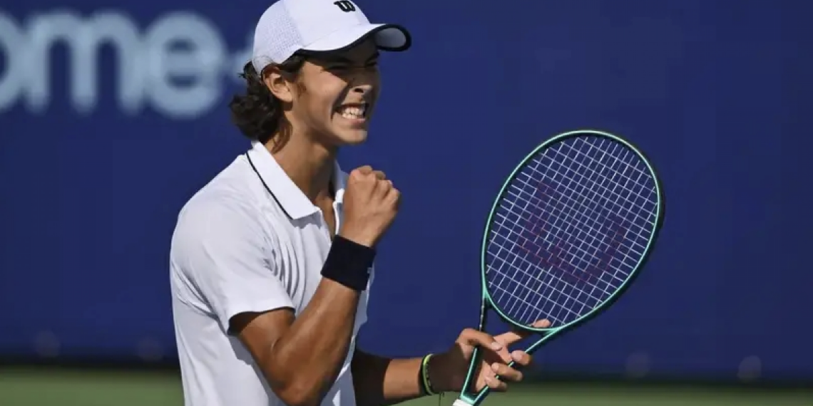 Теннисист Амир Омарханов вышел в финал турнира ITF Juniors J300 в Пекине