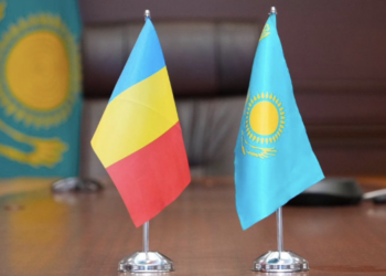 Министр транспорта Казахстана встретился с Госсоветником Румынии