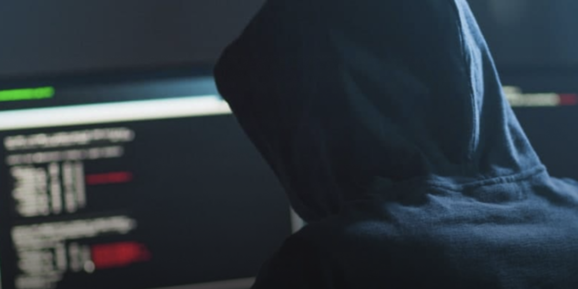 В АФМ предупредили о случаях вовлечения граждан в преступные схемы, используя их банковские карты