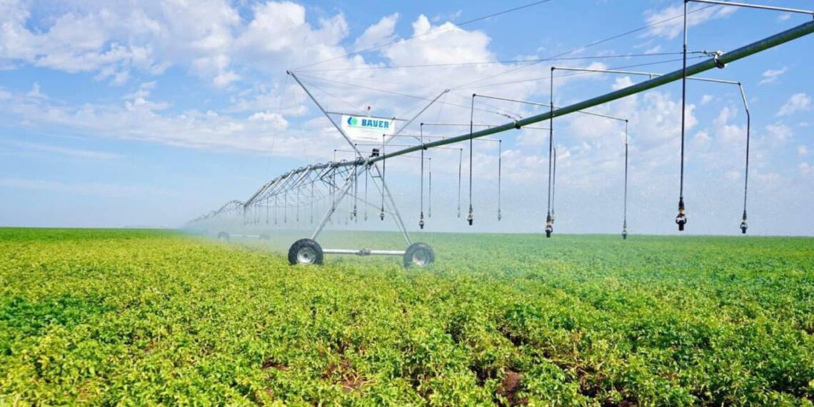 За поливной сезон казахстанским аграриям было подано 11,2 млрд кубометров воды