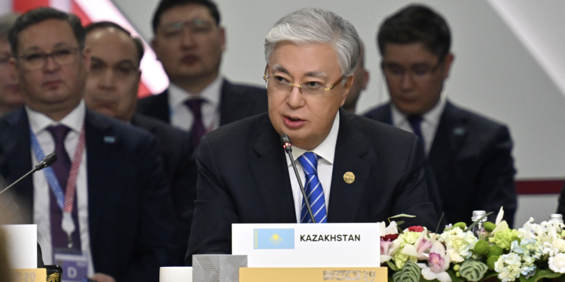 Касым-Жомарт Токаев поддержал мирный план Китая и Бразилии по Украине