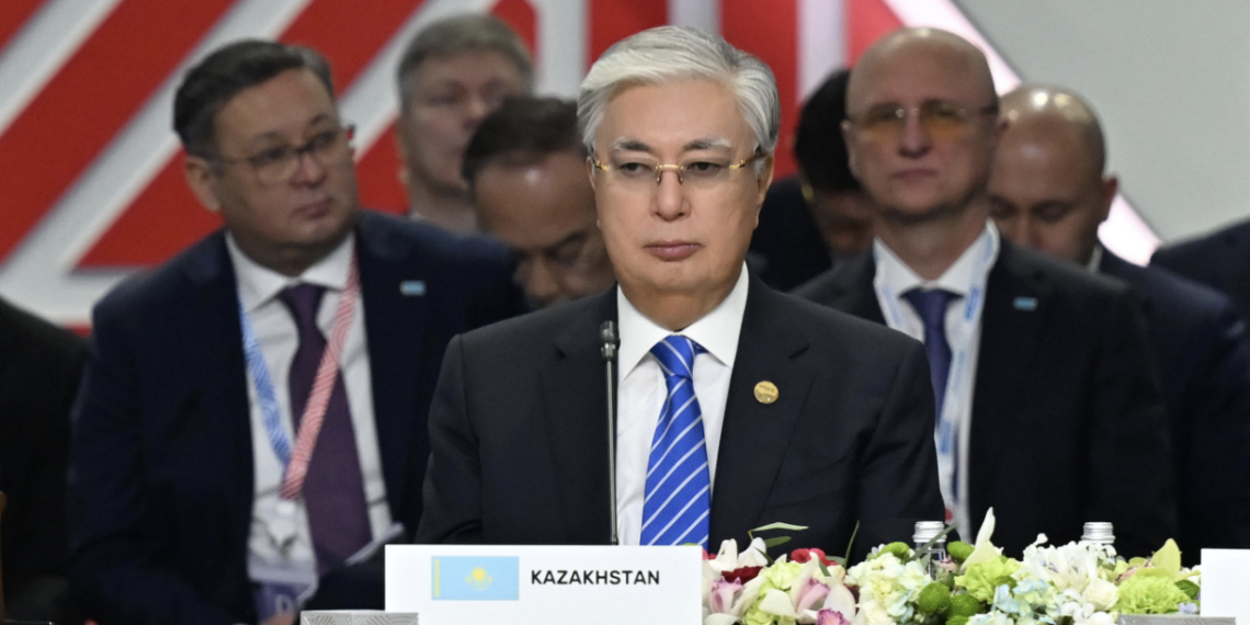 Токаев: БРИКС превращается в глобальный центр международного притяжения