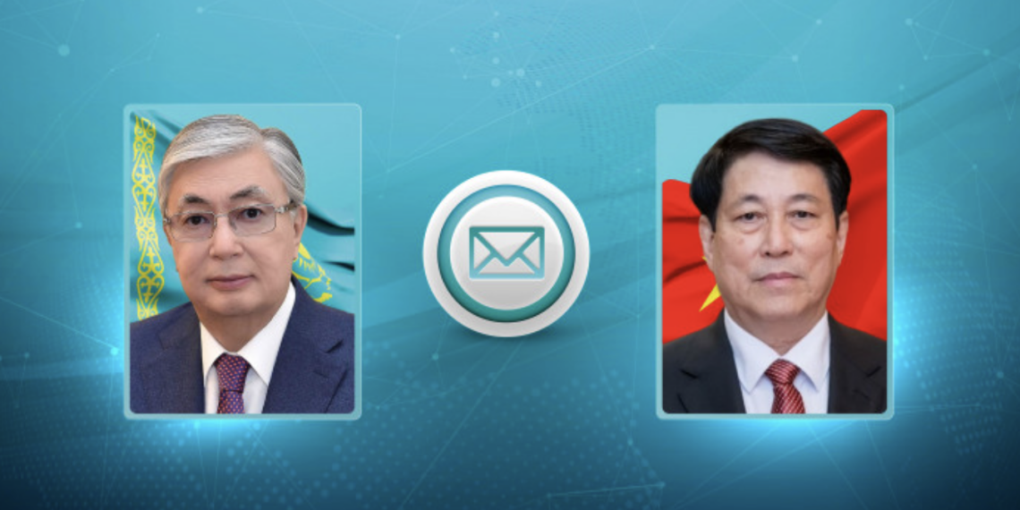 Токаев поздравил Президента Вьетнама с победой на выборах